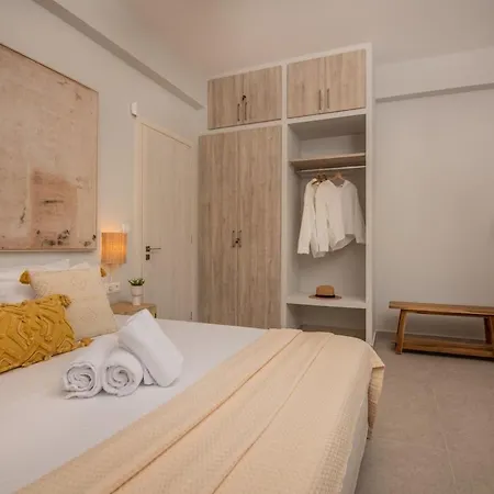 Willa Athinas House *