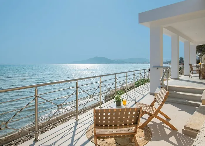 Sandy Pines Villa *